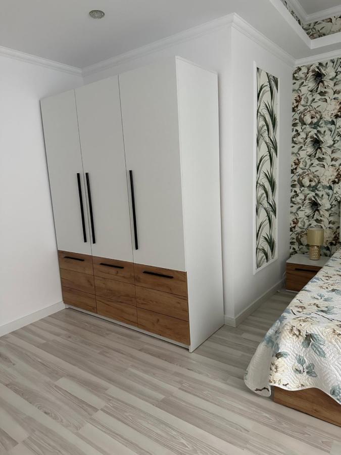 Golden Garden Luxury Apartment In Bukareszt Zewnętrze zdjęcie